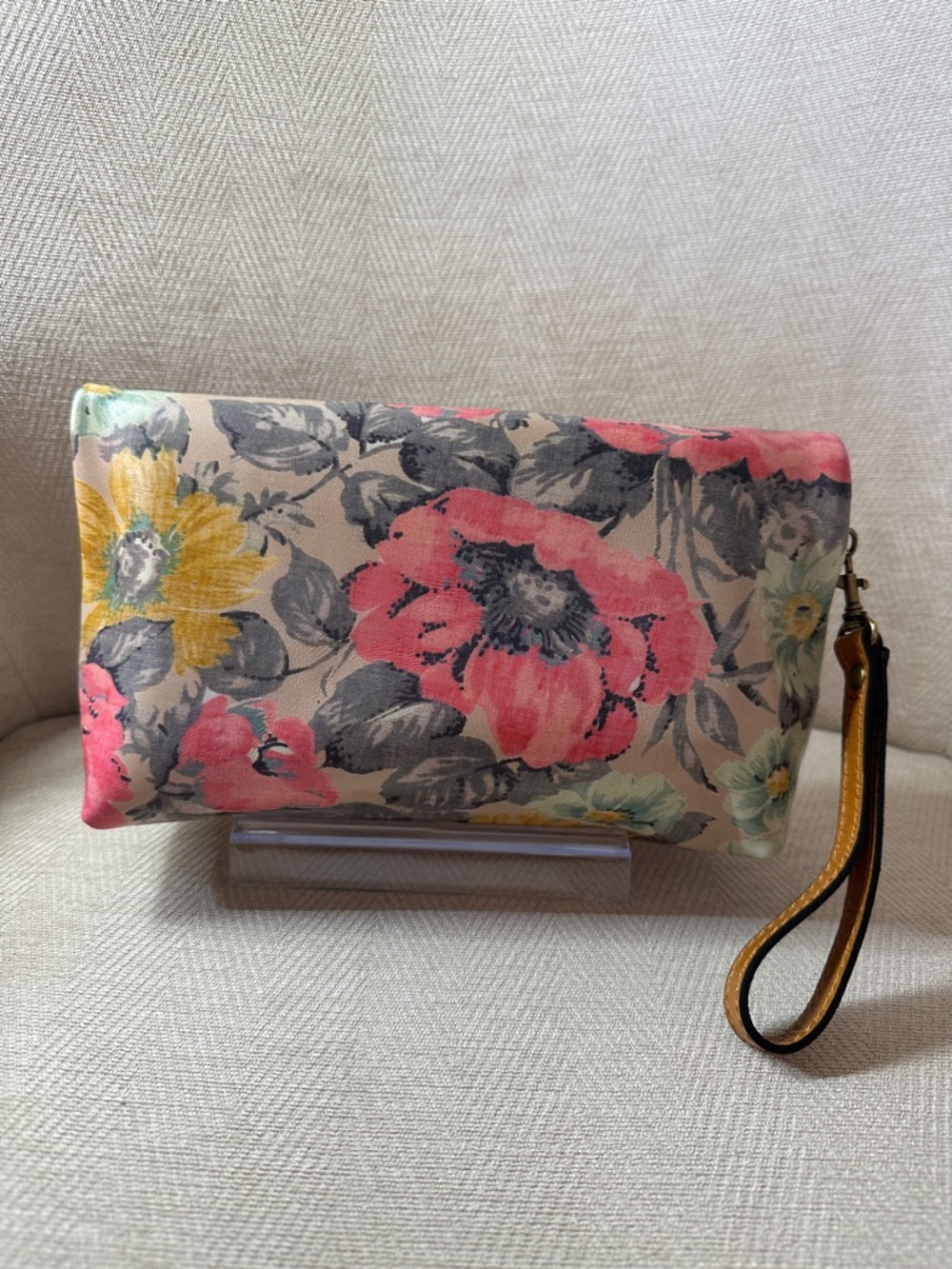 Patricia Nash Pink & Mint Floral Fold-Over Wristlet - Picture 4 of 10